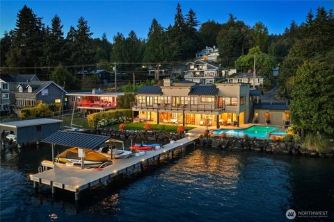 Photo of 12705 Holmes Point Drive NE, Kirkland, WA 98034 (MLS # 2574285)