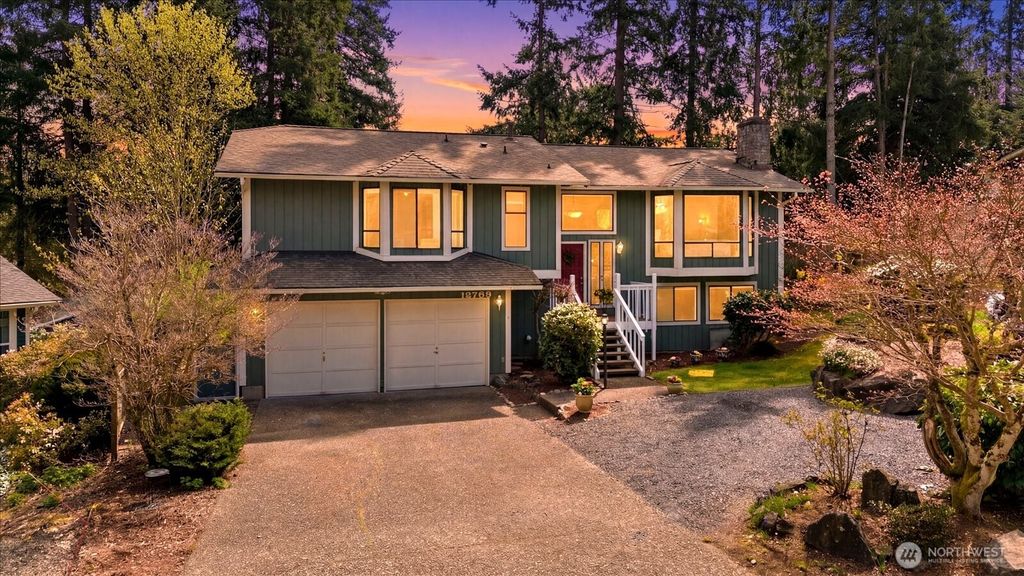 Photo of 15709 SE 178th Court, Renton, WA 98058 (MLS # 2481447)