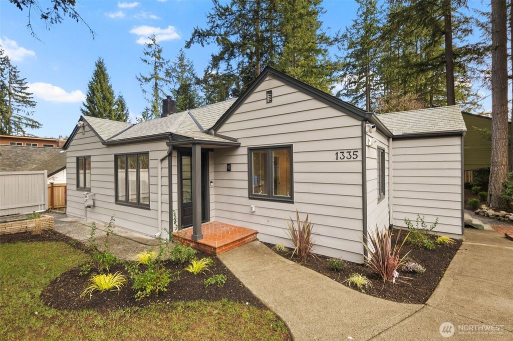 Photo of 1335 N 152nd Street, Shoreline, WA 98133 (MLS # 2341256)