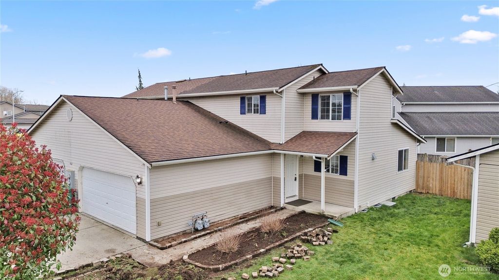 Photo of 4012 167th Street NE #B, Arlington, WA 98223 (MLS # 2494442)