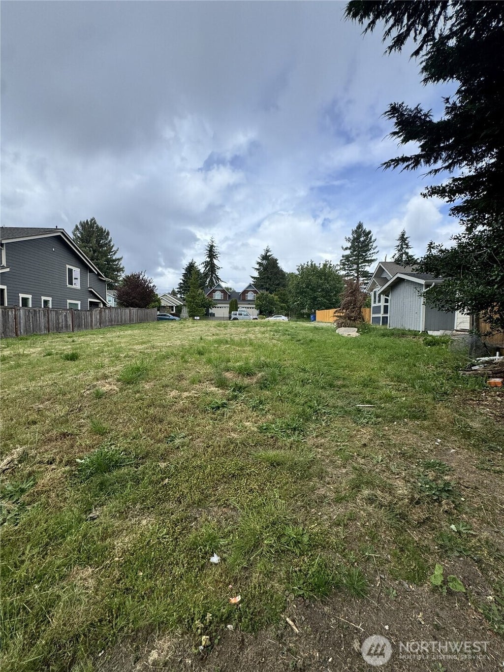 Photo of 1039 SW 150th Street, Burien, WA 98166 (MLS # 2536673)