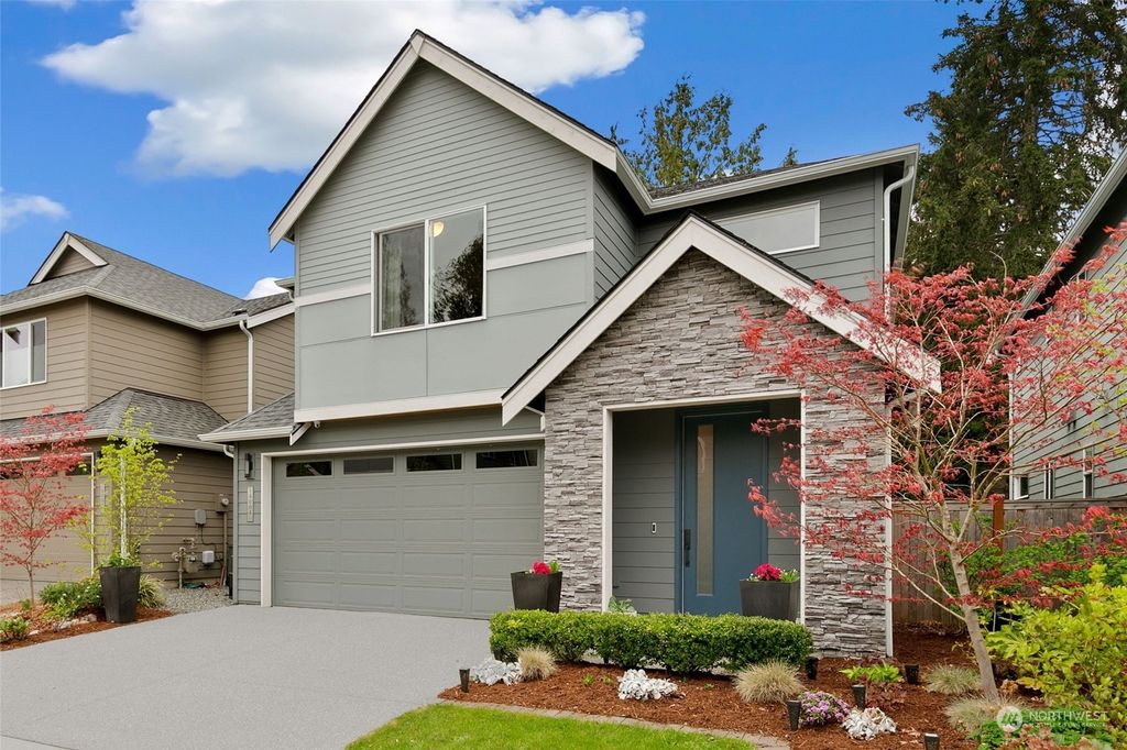 Photo of 14004 18th Place W, Lynnwood, WA 98087 (MLS # 2064849)