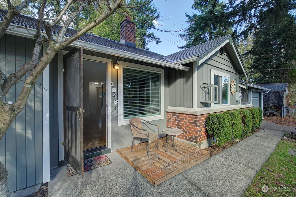 Photo of 1848 NE 169th Street, Shoreline, WA 98155 (MLS # 2200023)