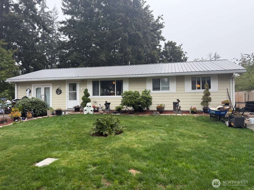 Photo of 12623 107th Avenue Ct E, Puyallup, WA 98374 (MLS # 2587821)