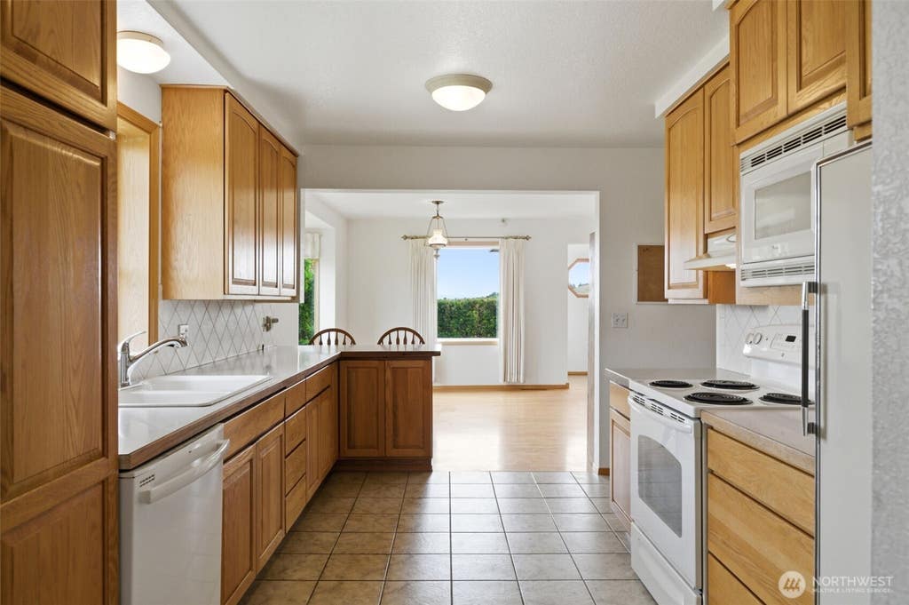 Photo of 13608 Wide Hollow Road, Yakima, WA 98908 (MLS # 2536072)