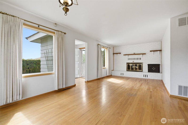 13608 Wide Hollow Road
