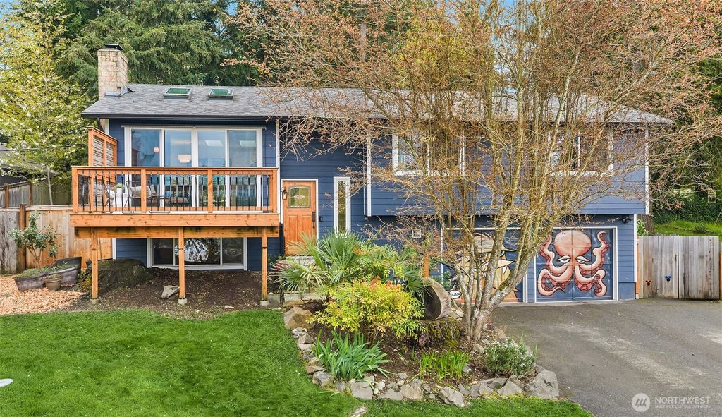 Photo of 23705 7th Avenue W, Bothell, WA 98021 (MLS # 2508532)