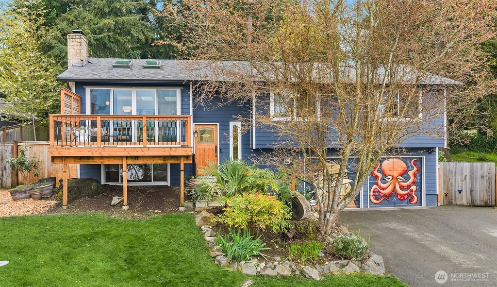 Photo of 23705 7th Avenue W, Bothell, WA 98021 (MLS # 2508532)