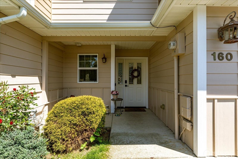 160 NE Melrose Drive
