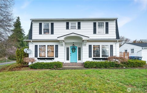 Photo of 600 Terrace Avenue, Aberdeen, WA 98520 (MLS # 2484362)