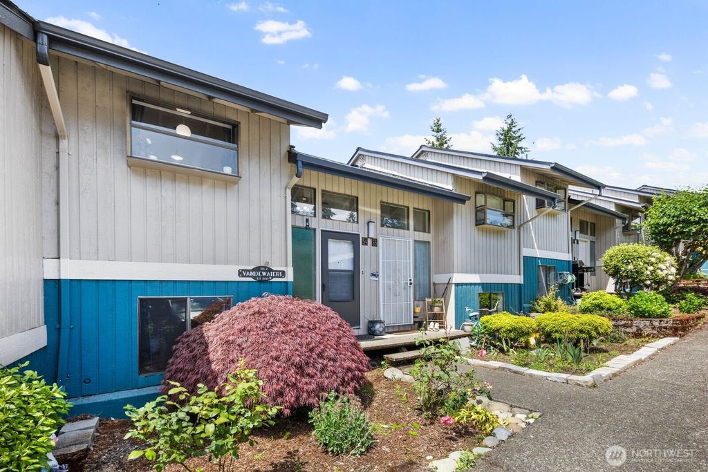 Photo of 3435 Auburn Way S #54, Auburn, WA 98092 (MLS # 2525066)