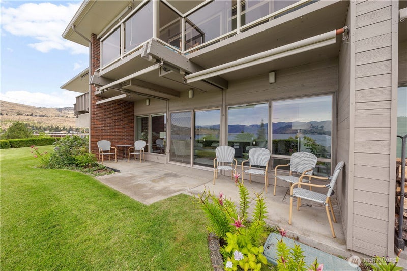 301 S 3rd Street 3