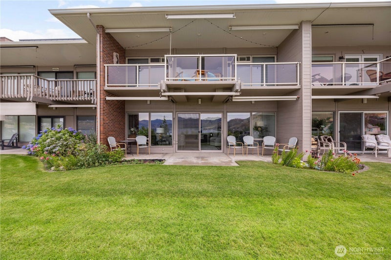 301 S 3rd Street 3