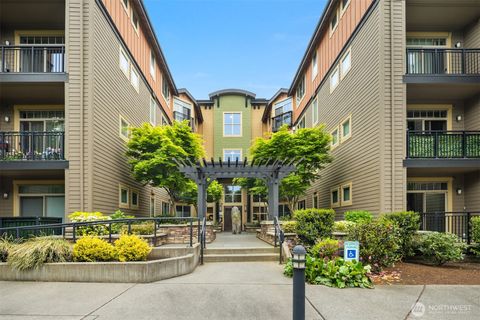 Photo of 15700 116th Avenue NE #404, Bothell, WA 98011 (MLS # 2518024)