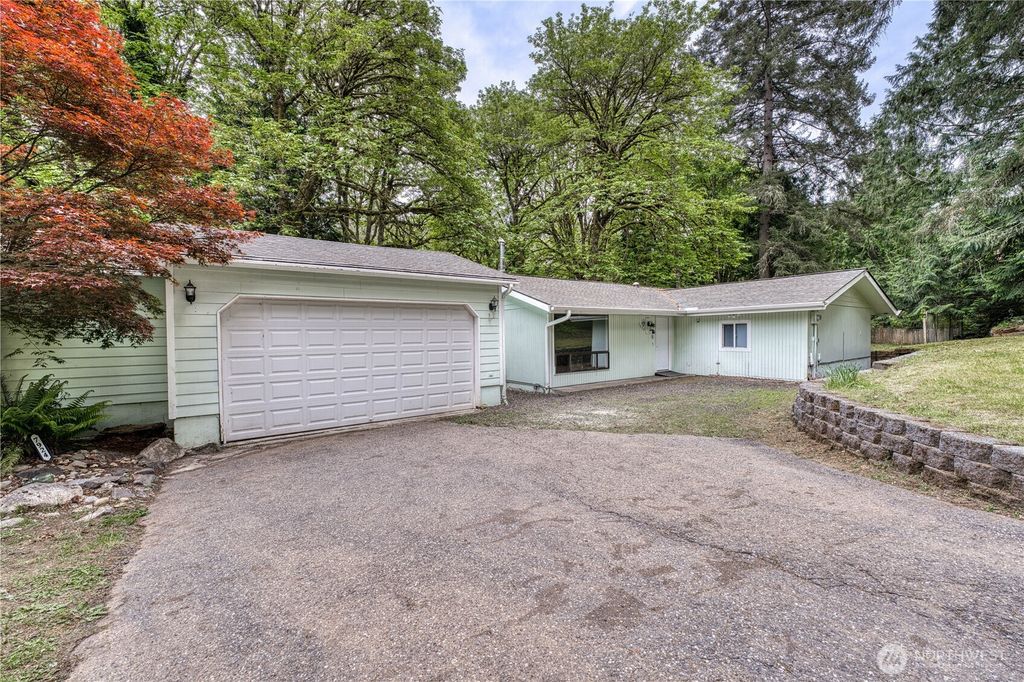 Photo of 7924 Ohana Place NE, Bremerton, WA 98311 (MLS # 2521549)