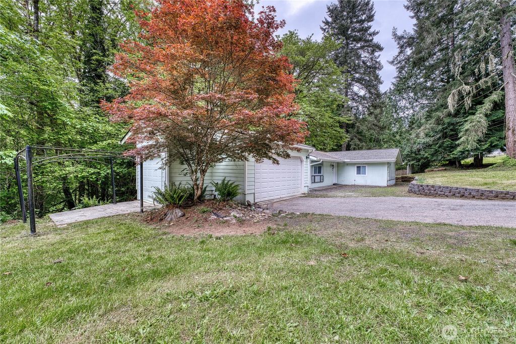 Photo of 7924 Ohana Place NE, Bremerton, WA 98311 (MLS # 2521549)