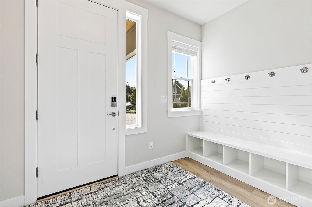 Photo of 1698 SW 344th Place, Federal Way, WA 98023 (MLS # 2478607)