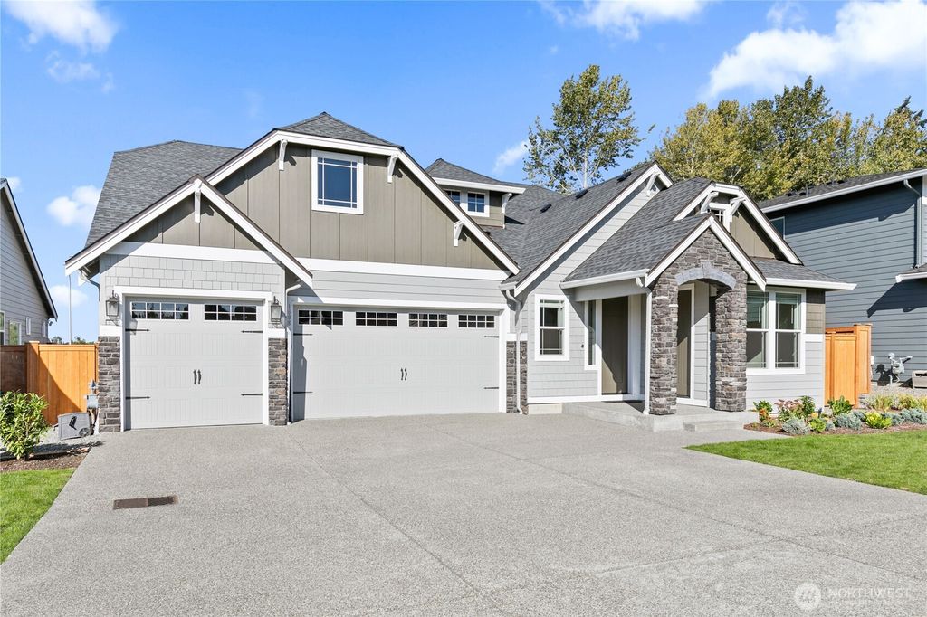 Photo of 1698 SW 344th Place, Federal Way, WA 98023 (MLS # 2478607)