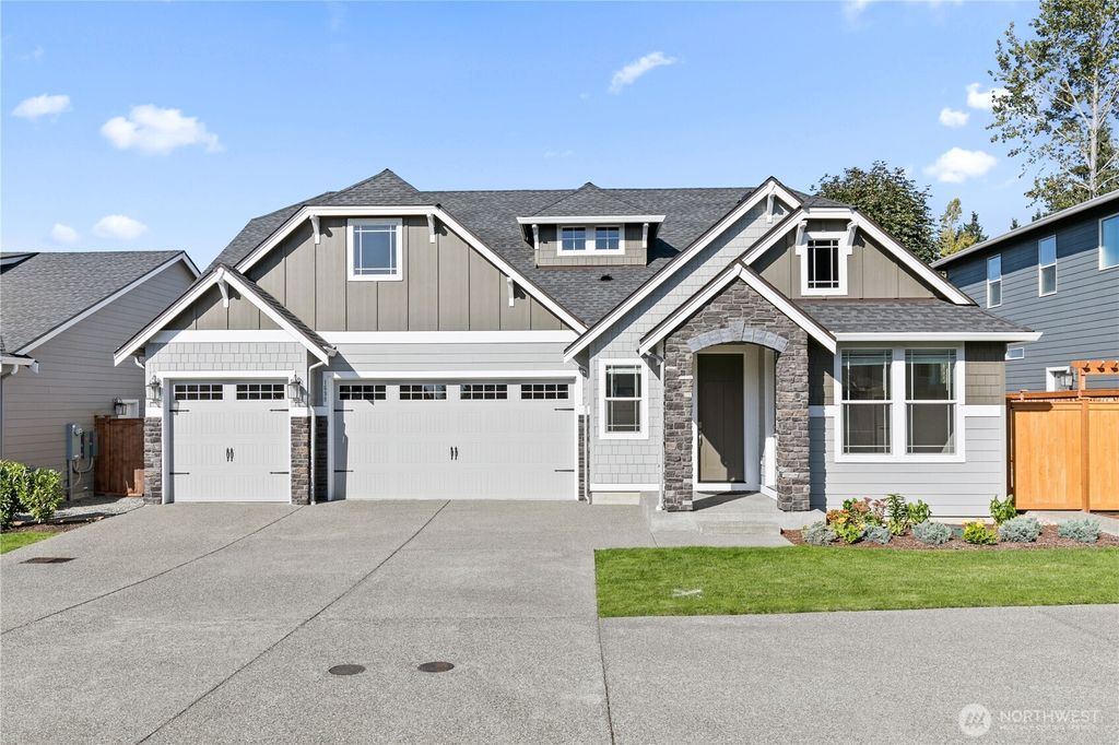 Photo of 1698 SW 344th Place, Federal Way, WA 98023 (MLS # 2478607)