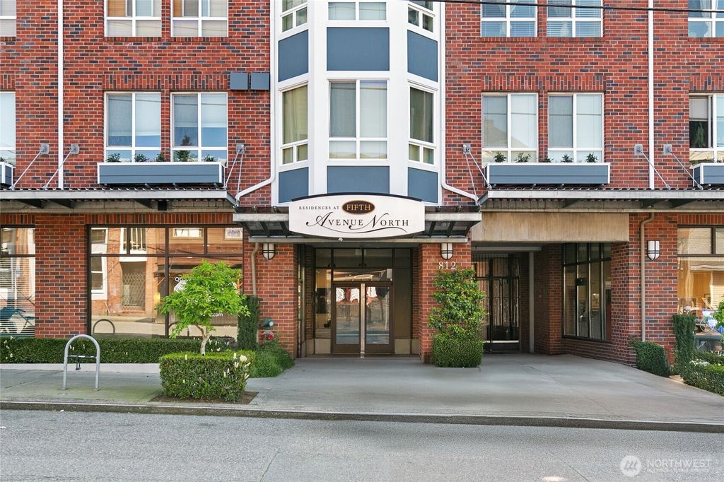 Photo of 812 5th Avenue N #304, Seattle, WA 98109 (MLS # 2364177)
