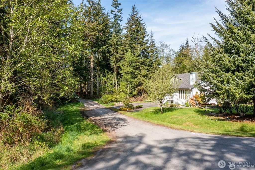 Photo of 0 R23131-283, Coupeville, WA 98239 (MLS # 2498069)