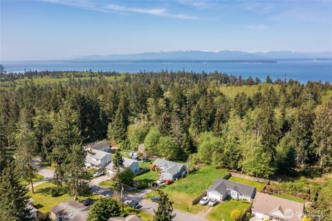 Photo of 0 0 Teronda Drive, Coupeville, WA 98239 (MLS # 2498069)