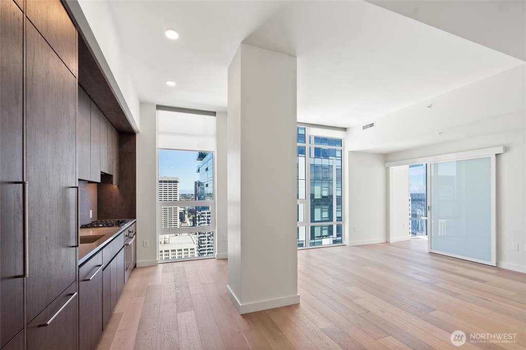 Photo of 121 Stewart Street #3302, Seattle, WA 98101 (MLS # 2538493)