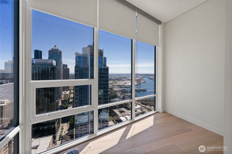 121 Stewart Street 3302