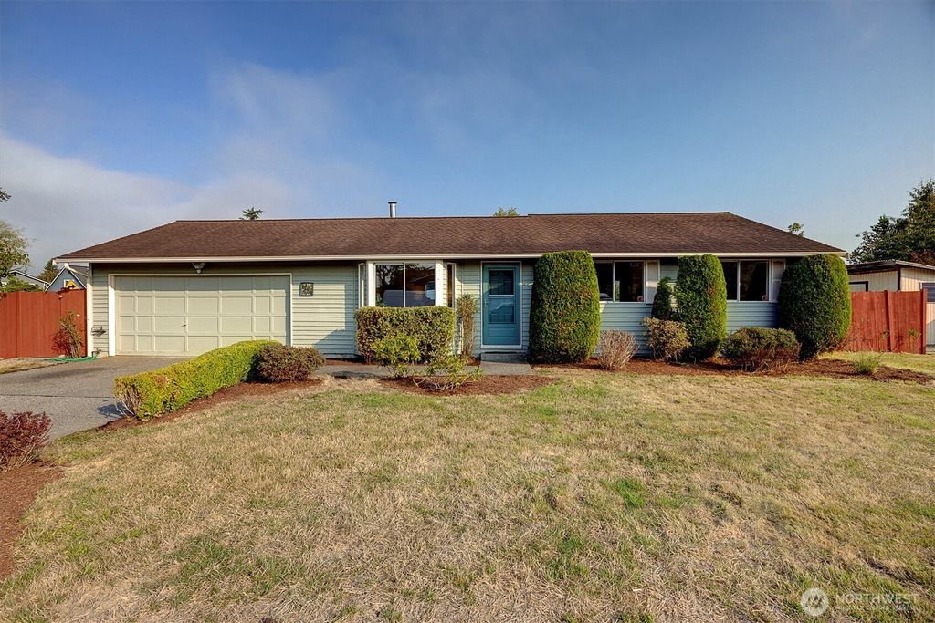 Photo of 6423 68th Street NE, Marysville, WA 98270 (MLS # 2436781)