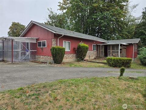 Photo of 1519 Cooks Hill RD, Centralia, WA 98531 (MLS # 2585176)