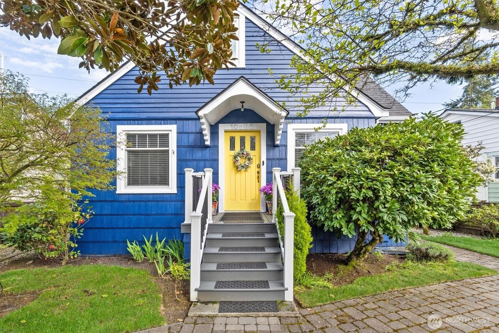 Photo of 10532 Evanston Avenue N, Seattle, WA 98133 (MLS # 2510259)