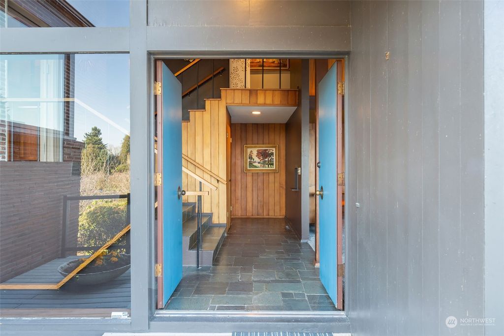 Photo of 3921 48th Avenue S, Seattle, WA 98118 (MLS # 2201824)