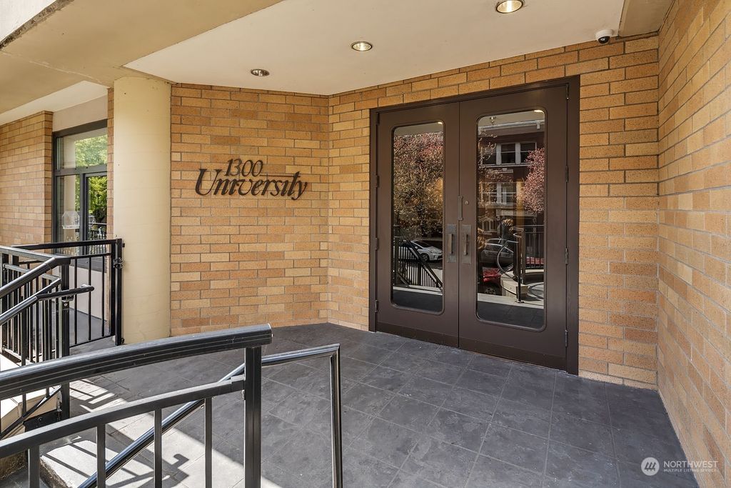 Photo of 1300 University Street #6E, Seattle, WA 98101 (MLS # 2049247)