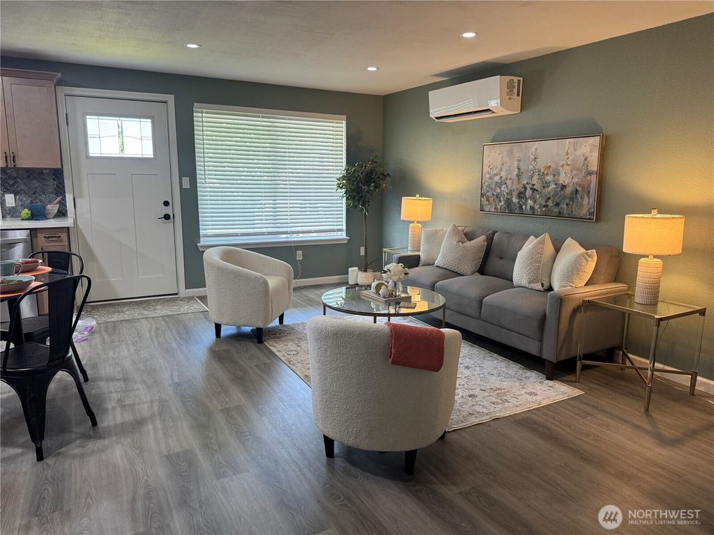 Photo of 6107 E M Street, Tacoma, WA 98404 (MLS # 2524036)