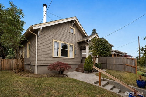 Photo of 119 N 83rd Street, Seattle, WA 98103 (MLS # 2554010)