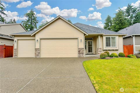 Photo of 627 E 182nd Street, Spanaway, WA 98387 (MLS # 2532575)