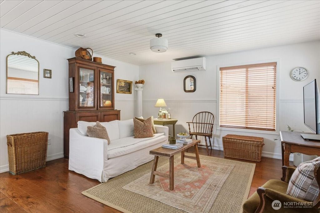 Photo of 429 N Columbia Avenue, Coulee Dam, WA 99116 (MLS # 2472131)