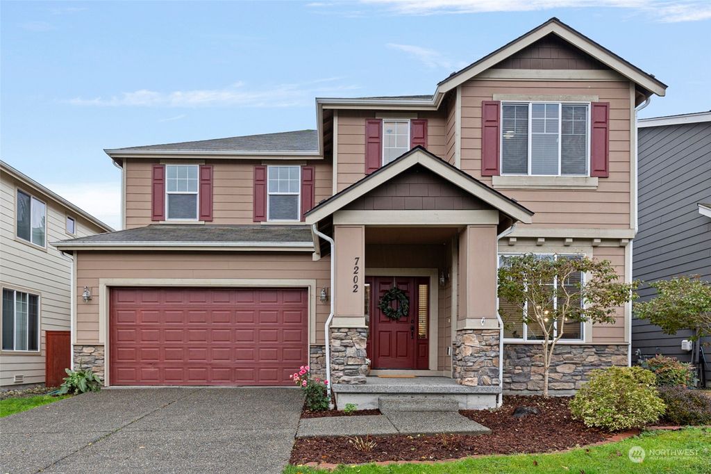 Photo of 7202 39th Place NE, Marysville, WA 98270 (MLS # 2180059)