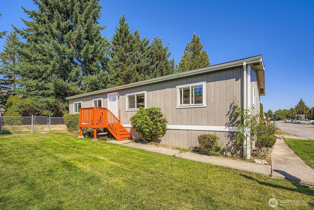 Photo of 31600 126th Avenue SE #139, Auburn, WA 98002 (MLS # 2464842)