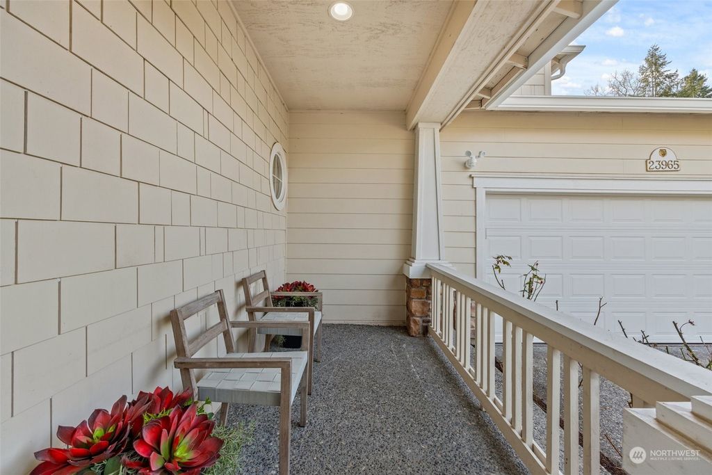 Photo of 23965 SE 10th Street, Sammamish, WA 98075 (MLS # 2323692)