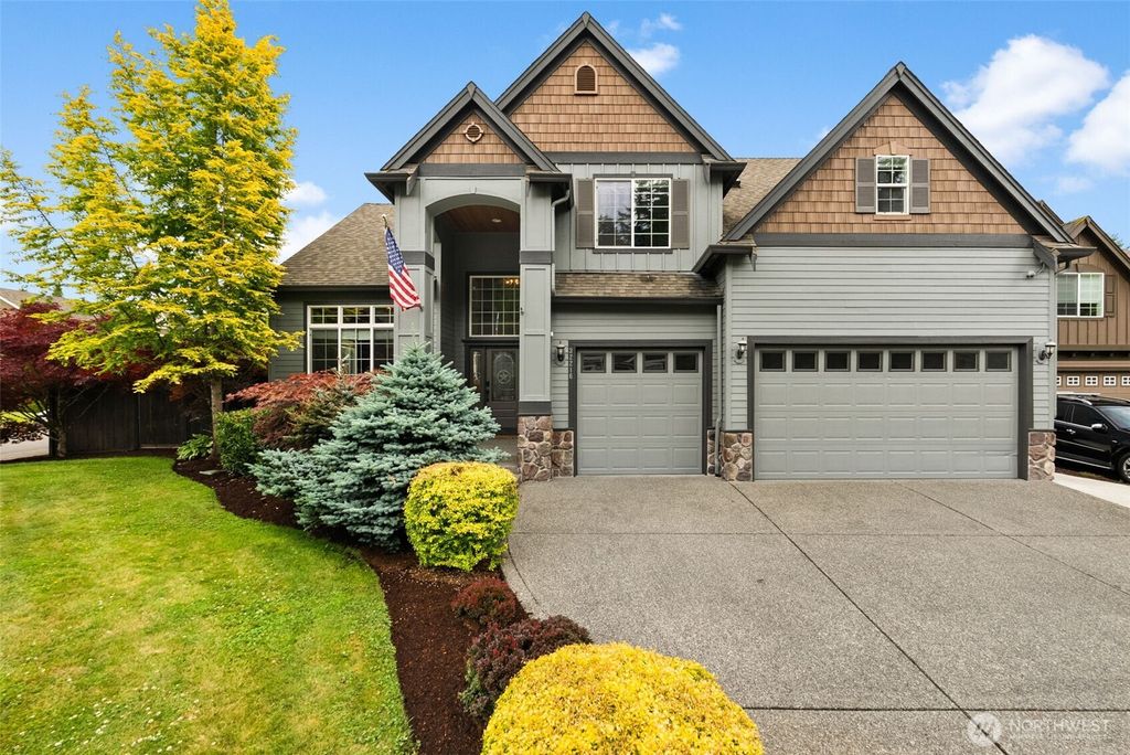 Photo of 32216 Bruckners Way, Black Diamond, WA 98010 (MLS # 2394330)
