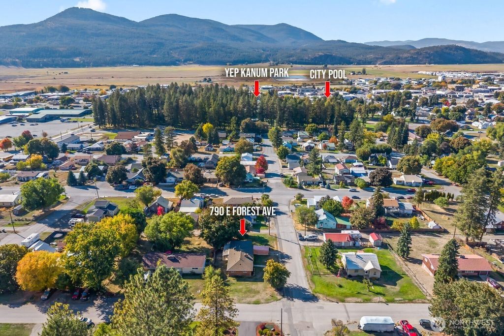 Photo of 790 E Forest Avenue, Colville, WA 99114 (MLS # 2444367)