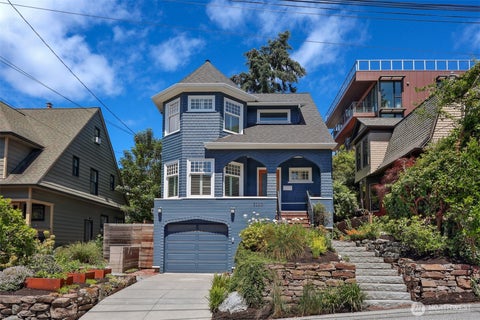 Photo of 1110 E Denny WAY, Seattle, WA 98122 (MLS # 2537415)