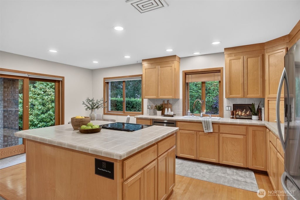 Photo of 7810 175th Street SW, Edmonds, WA 98026 (MLS # 2555295)