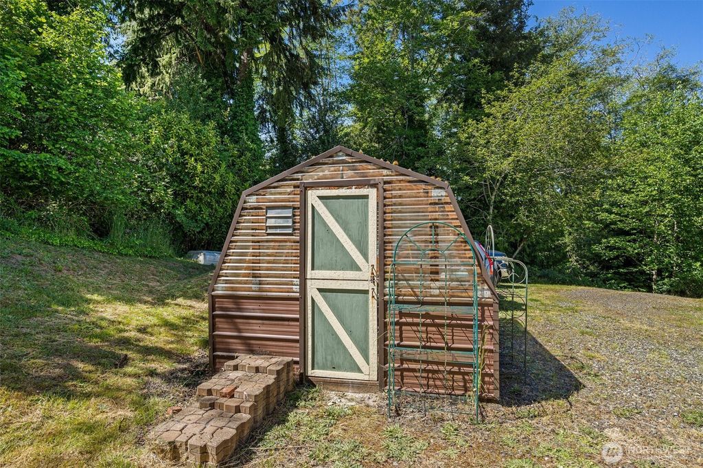 listing image 9365875042441400824