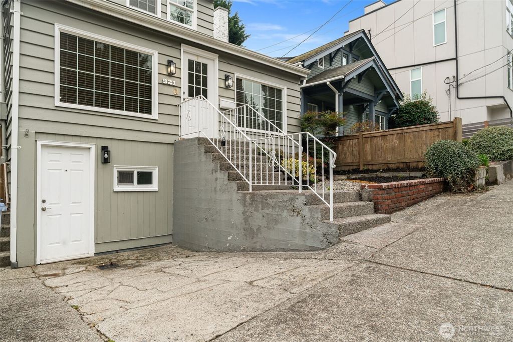 Photo of 921 N 50th Street, Seattle, WA 98103 (MLS # 2492356)
