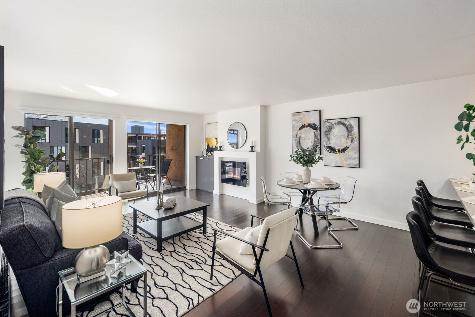 3905 4th Avenue NE 301