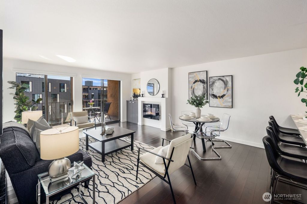 Photo of 3905 4th Avenue NE #301, Seattle, WA 98105 (MLS # 2485359)