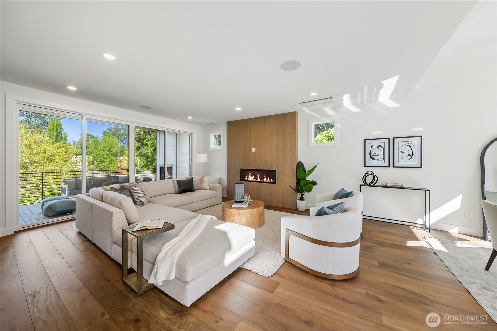 10204 43rd Street