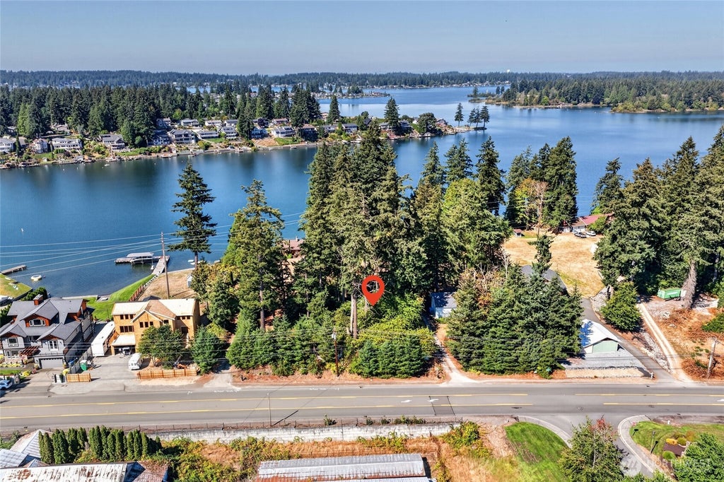 Photo of 2520 214th Avenue E, Lake Tapps, WA 98391 (MLS # 2575548)
